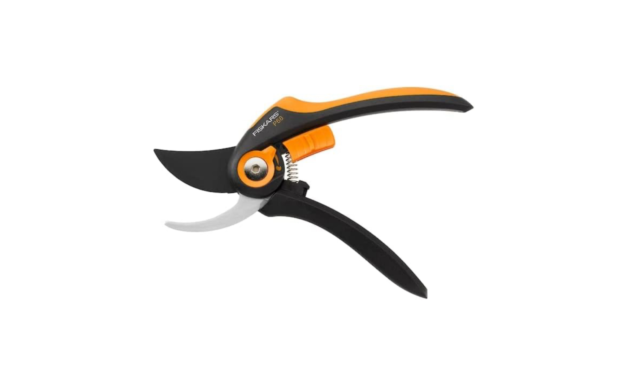 Fiskars SmartFit Pruner Bypass P68